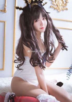 蔡卓妍雏菊
