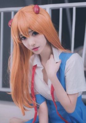 电影不扣钮的女孩